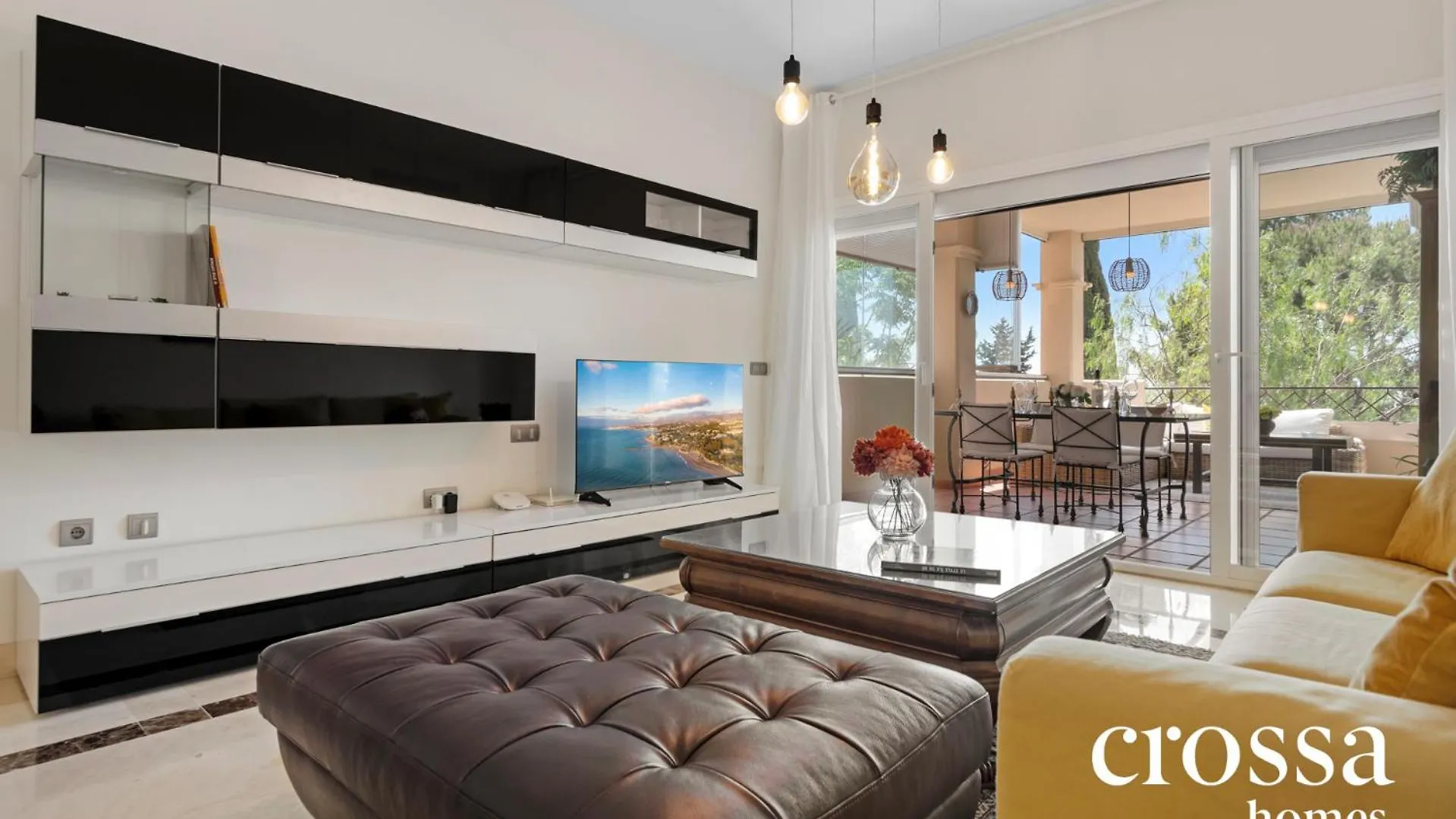Apartment Elegance & Peace, Sunny Terrace, Toscana Hills Estepona Spain