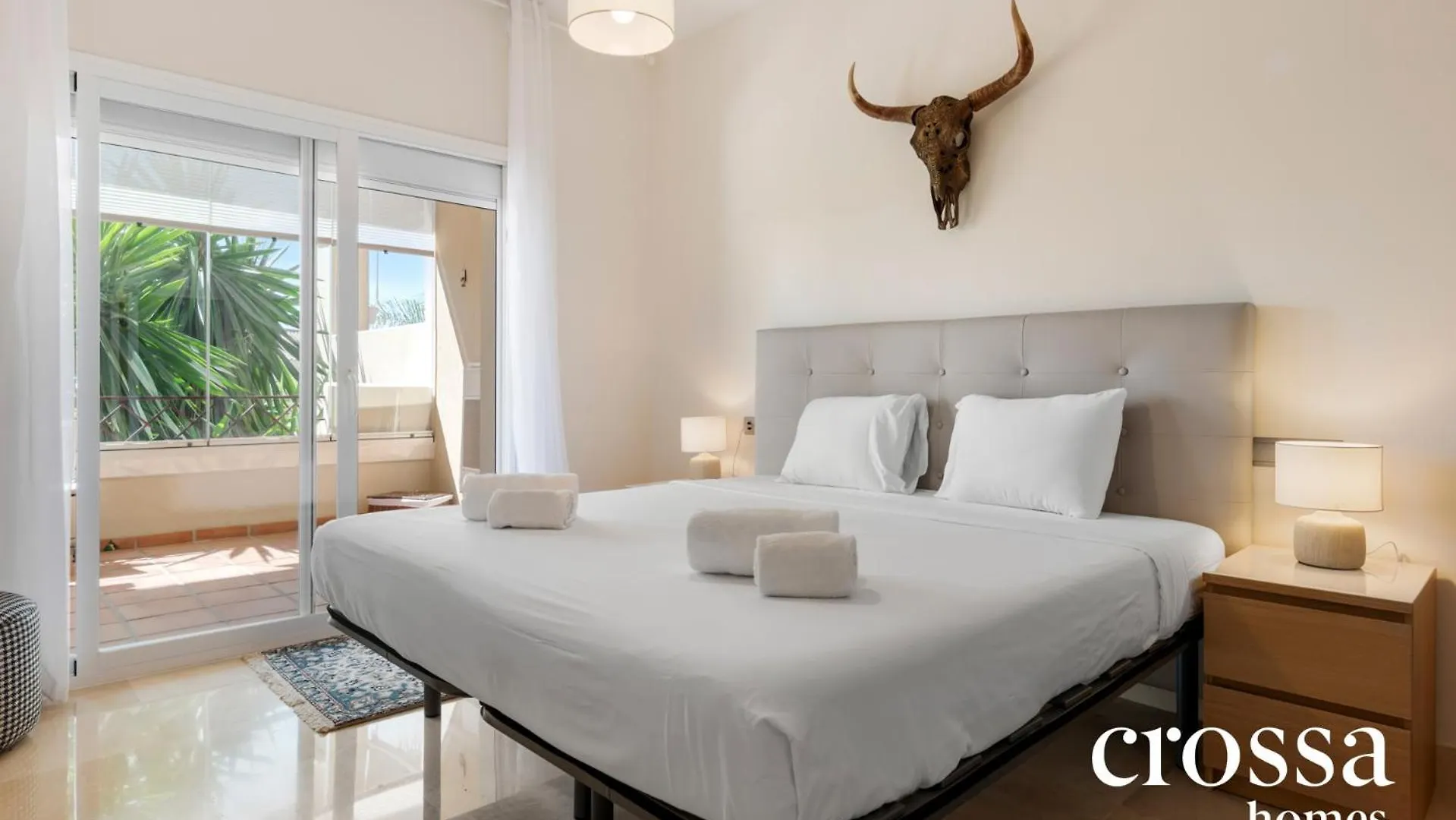Elegance & Peace, Sunny Terrace, Toscana Hills Estepona Apartment